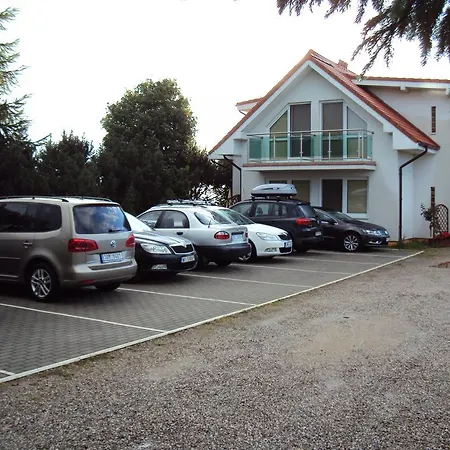 Eugen Apartment
